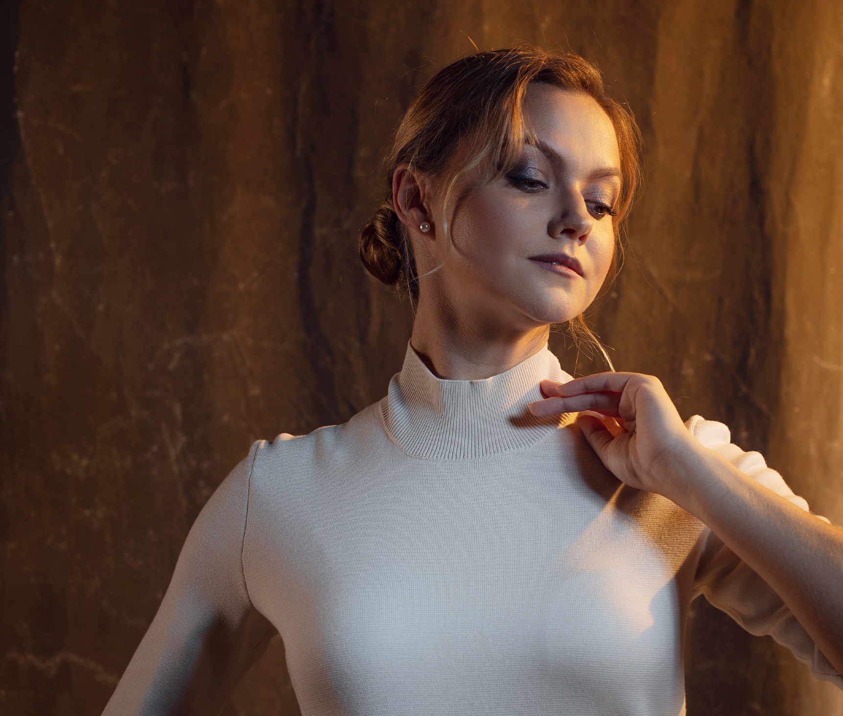LOW-PROFILE LUXE: HOW TO ACHIEVE A LUXURY LOOK WITHOUT LOGOS